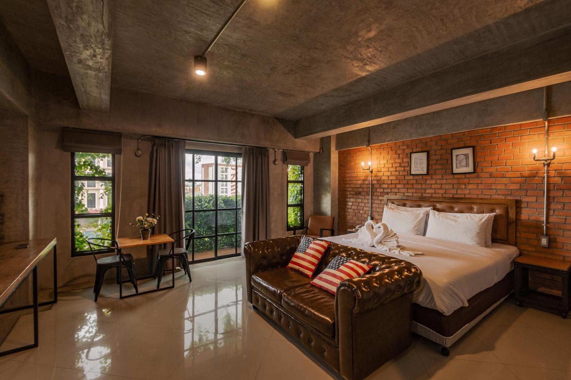 The Old Inn Udon Thani Exterior photo