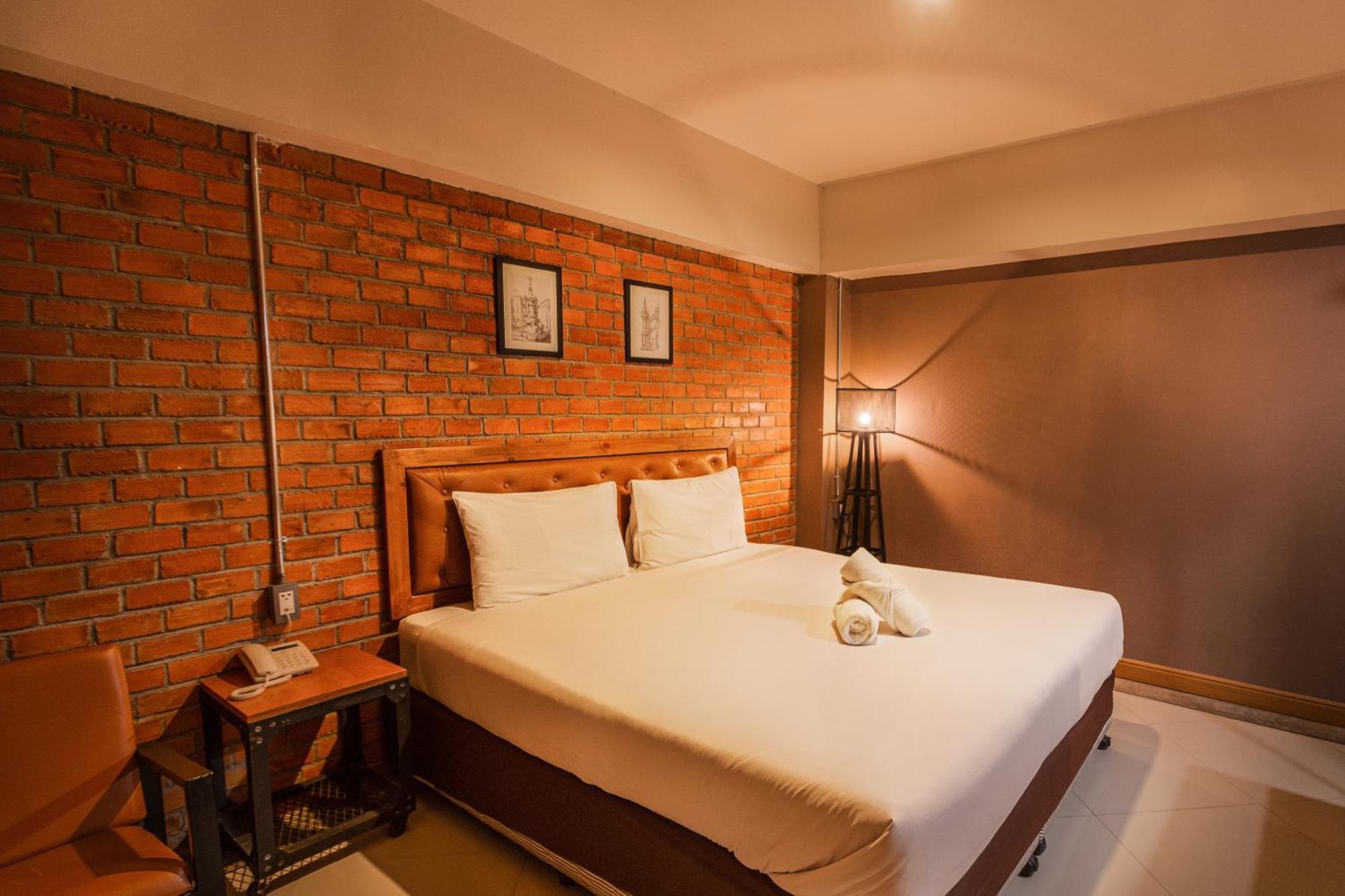 The Old Inn Udon Thani Exterior photo